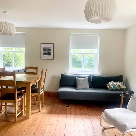 Delightful Ely House Bright And Warm With Cathedral View 아파트 외부 사진