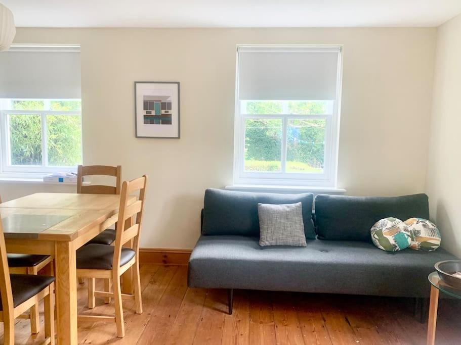 Delightful Ely House Bright And Warm With Cathedral View 아파트 외부 사진