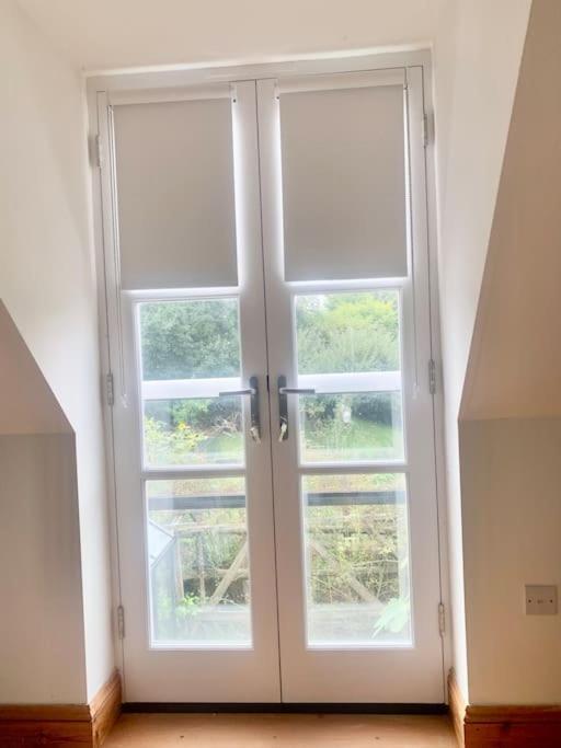 Delightful Ely House Bright And Warm With Cathedral View 아파트 외부 사진